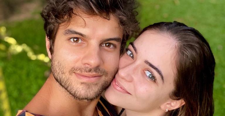 Anna Rita Cerqueira e Daniel Blanco vivem trocando mensagens de amor