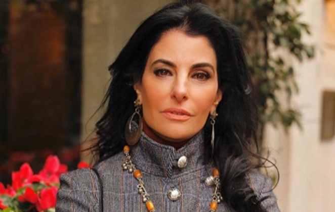 Antonia Frering foi diagnosticada em 2011