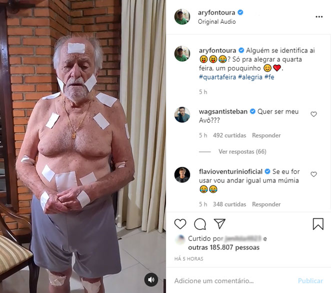 Ary Fontoura aparece com adesivos pelo corpo e brinca com diagnóstico médico