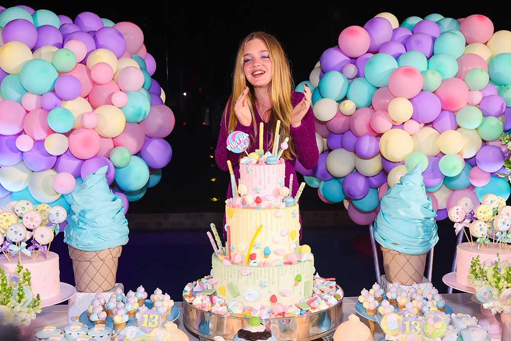 Pietra Quintela cantou parabéns junto com os convidados