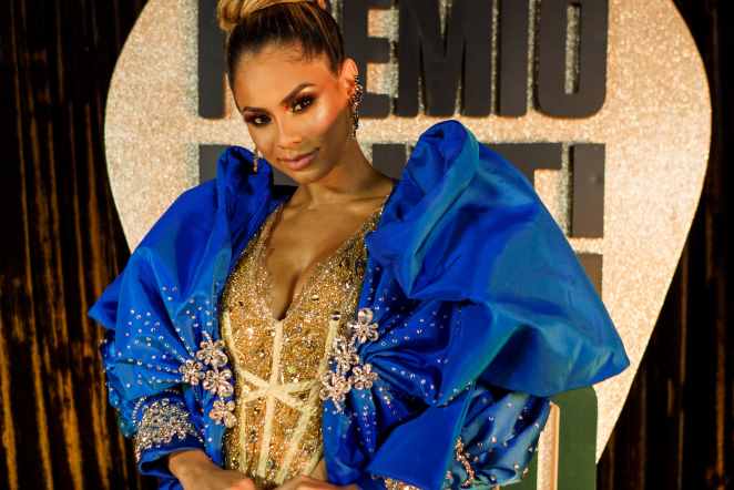 Lexa roubou a cena na chegada do evento