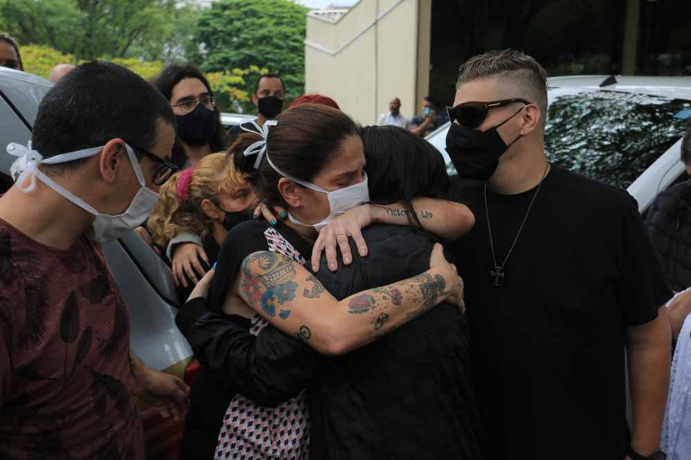 Os filhos receberam carinho dos amigos