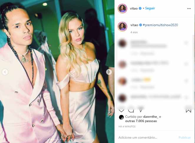 Publicação do casal na web