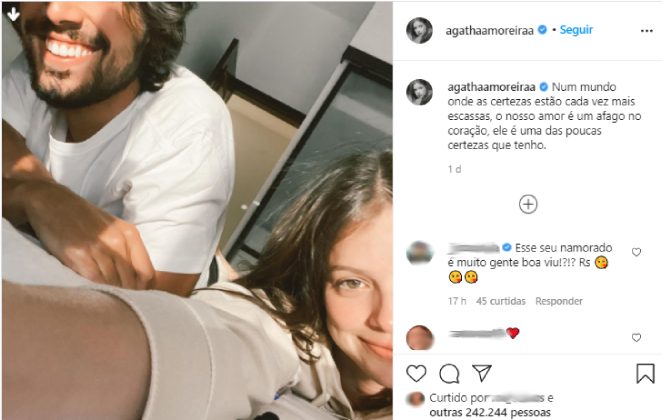Agatha Moreira se declarando a Rodrigo Simas