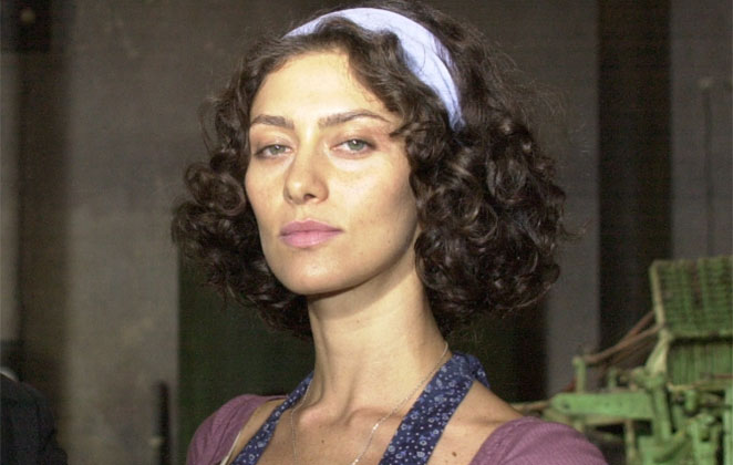 9.Nina – Esperança (2002)