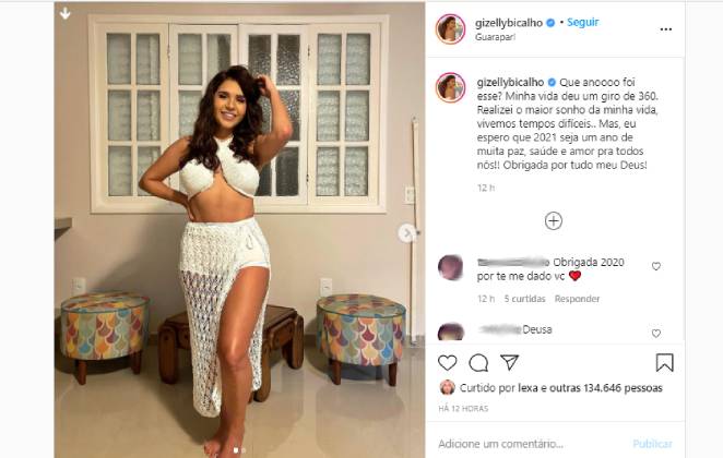 Gizelly Bicalho fazendo balanço sobre 2020