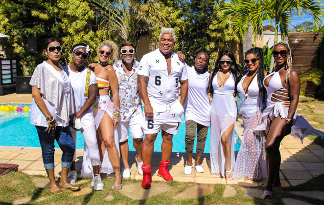 Peê e Neném celebraram o aniversário de Sebah Vieira em festa no litoral do Rio de Janeiro