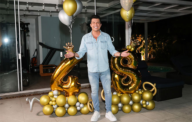 Wellington Muniz celebrou 48 anos em sua casa, na capital paulista