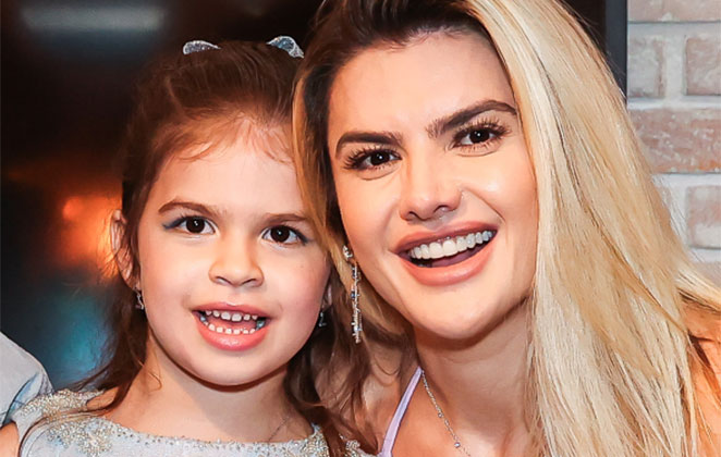 Mirella e Valentina sãos os tesouros de Ceará