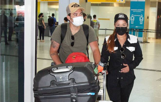 Após viagem romântica, Maiara e Fernando desembarcam em São Paulo