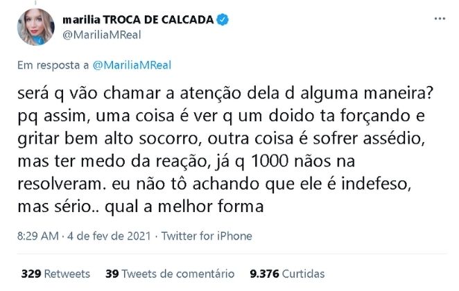Marília Mendonça comenta beijo de Karol Conká e Arcrebiano