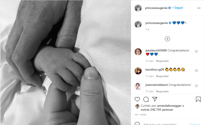 Publicação da família real na web