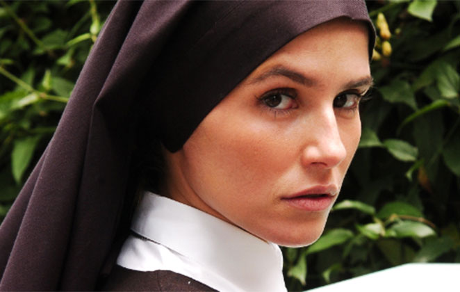 Pé na Jaca, Beth (2006)