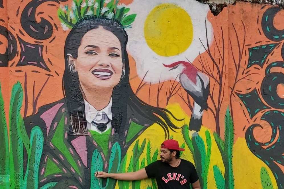 Homenagem do muralista Anderson Petrova e da cantora Ariel Letícia, no Ceará