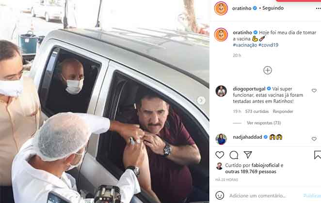 Ratinho recebe dose da vacina contra a covid-19