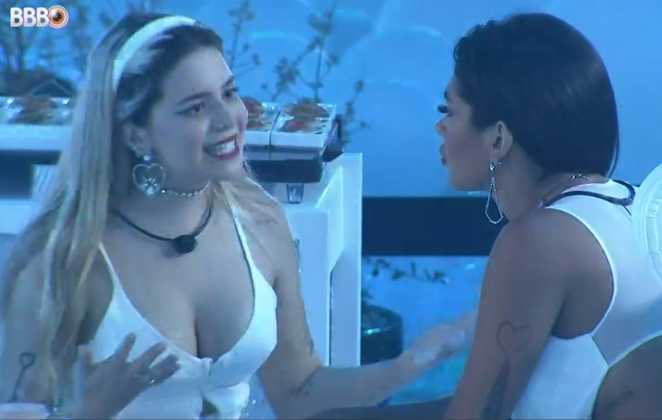 Viih Tube conversando com Pocah