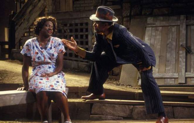 Viola Davis na peça Seven Guitars