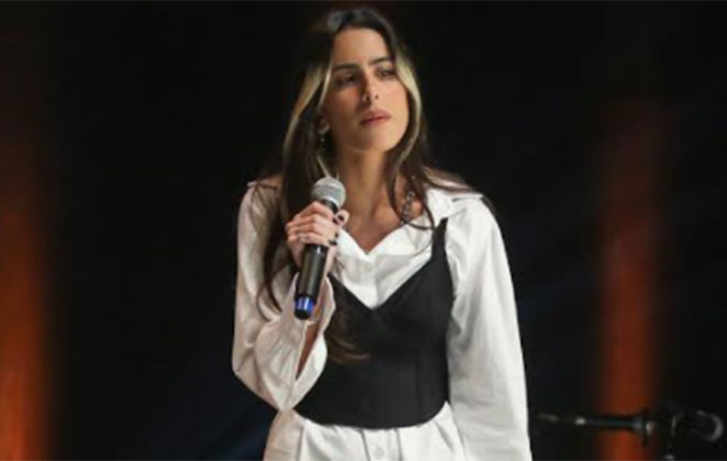 Ana Morais soltou a voz no evento do pai