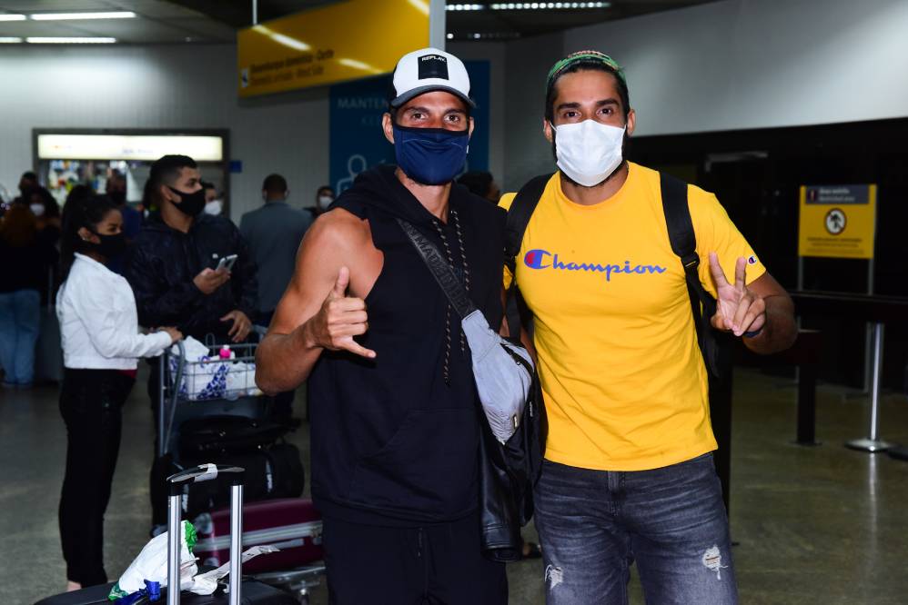 André Martinelli e Arcrebiano posam juntos