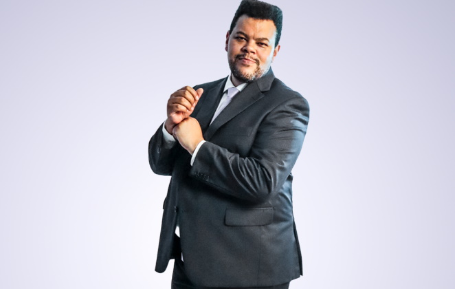 Babu Santana tem apostado em canal do Youtube e mutio mais