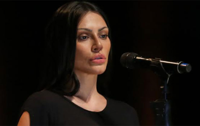 Cleo disse sim ao convite de seu pai do coração para cantar