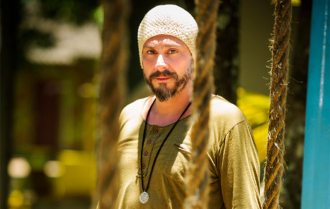 8.Hermes, Além do Horizonte (2013)