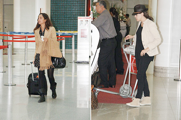 Camila Pitanga E Barbara Paz Desfilam Seus Looks Inverno No Aeroporto O Fuxico
