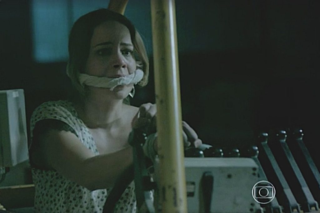 Império: Cristina (Leandra Leal) é sequestrada