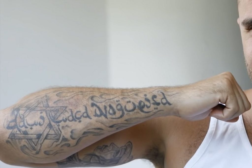 Tatuagem de Diogo Nogueira
