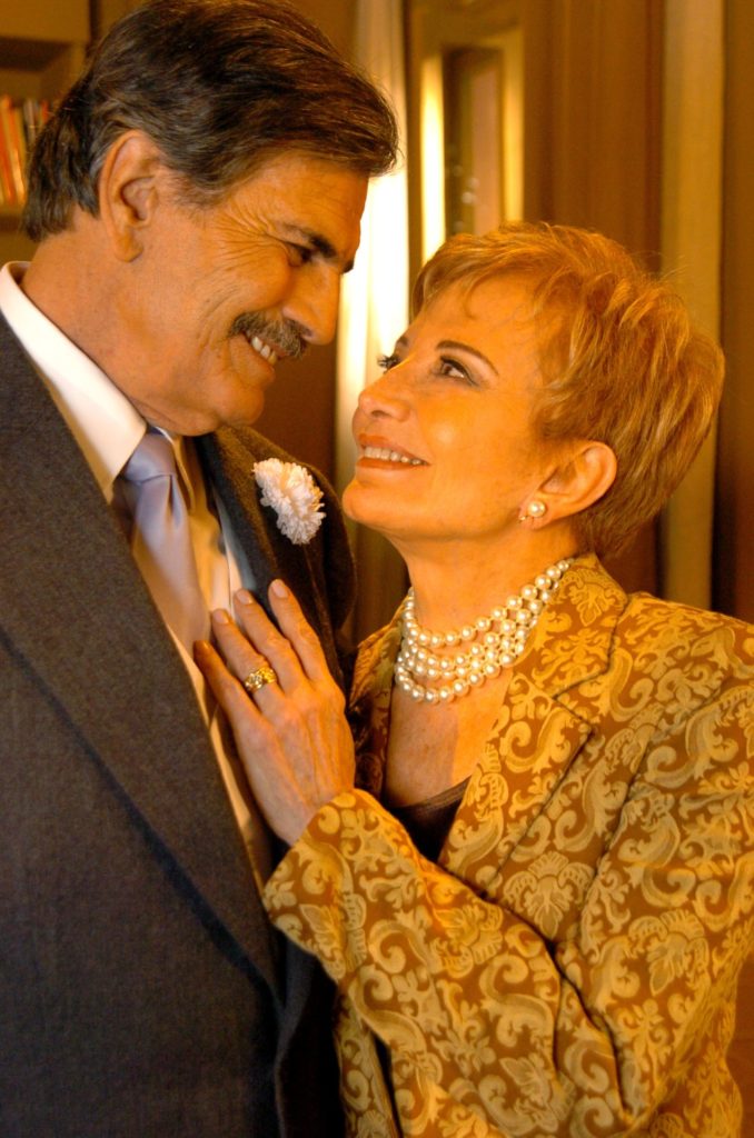 Tarcisio Meira contracenando com Gloria Menezes em Páginas da Vida, como o casal Tide e Lalinha