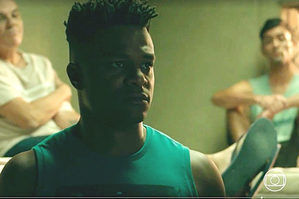 Dom é colocado em uma cela