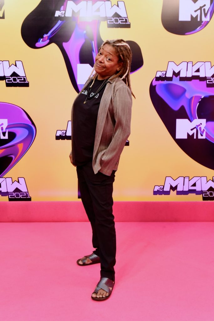 martnalia-pink-carpet-mtv-miaw