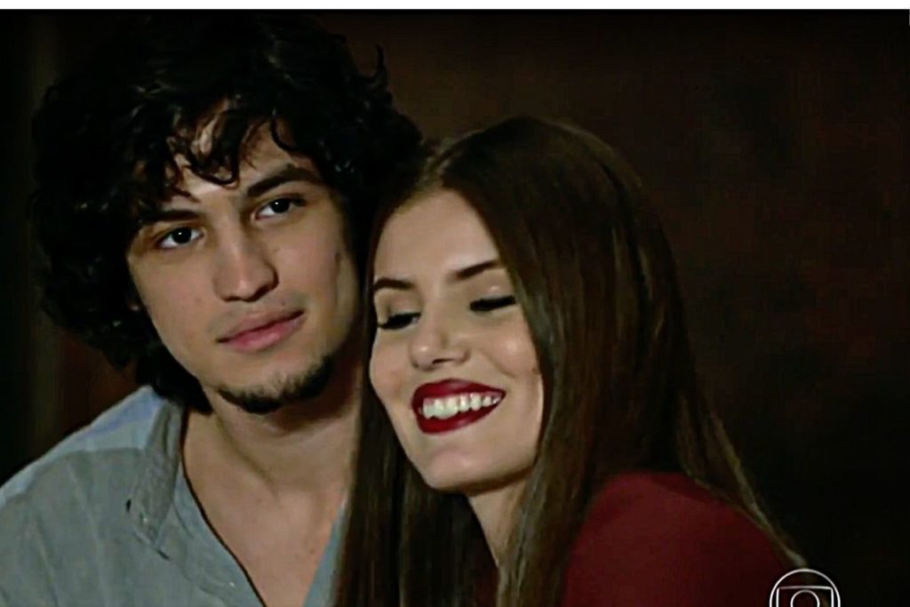 Angel (Camila Queiroz) e Guilherme (Gabriel Leone) em Verdades Secretas