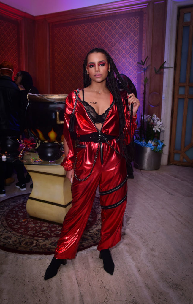 Gleici Damasceno na festa de halloween do Gossip no Insta