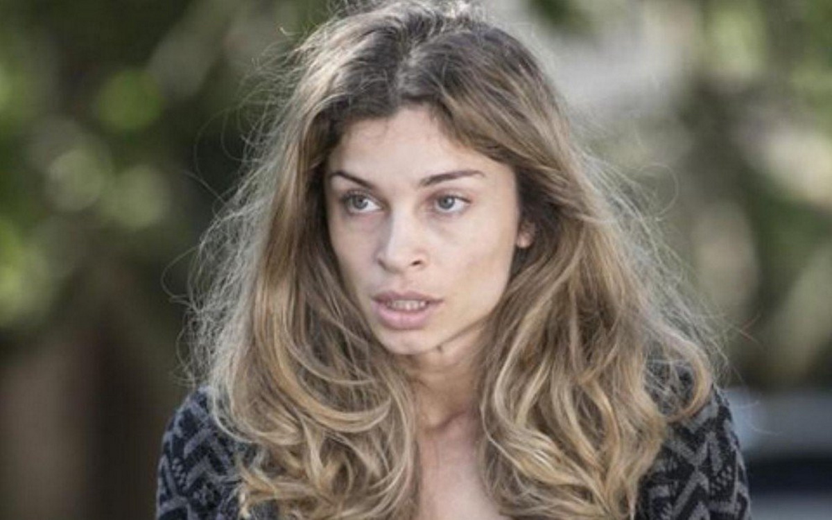 Grazi Massafera como Larissa em Verdades Secretas