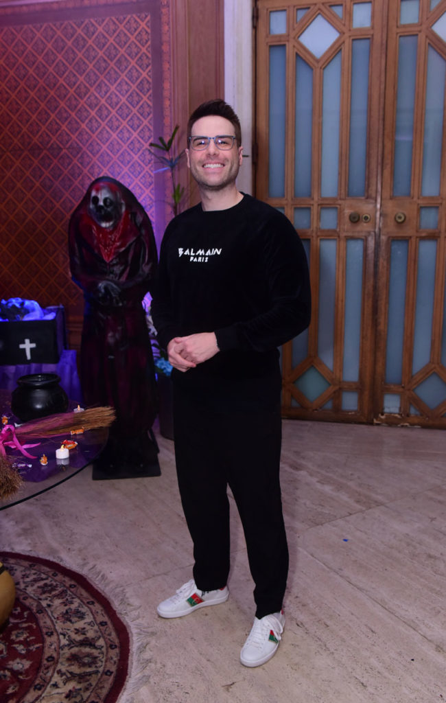 Luiz Bacci na festa de halloween do Gossip no Insta