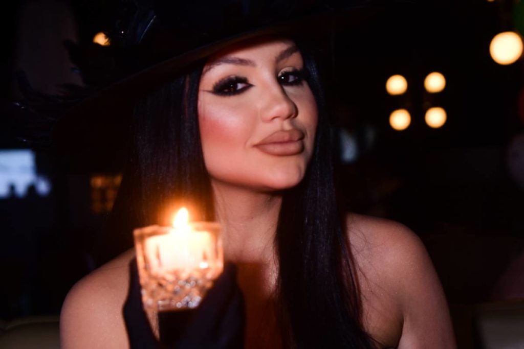 Vivi-Wanderley-na-festa-de-halloween