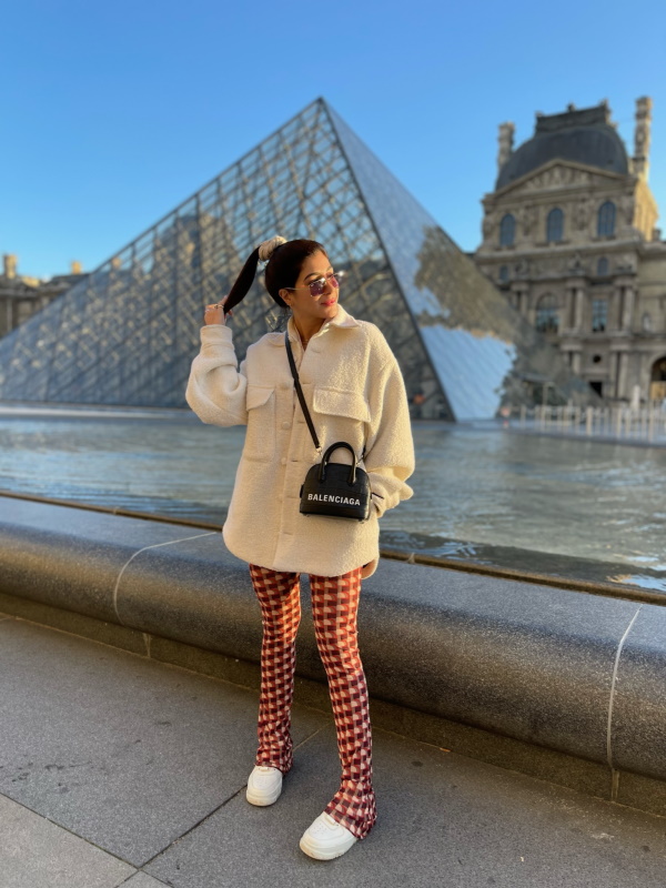 Yá Burihan em Paris