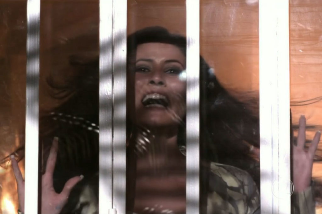 Carmen grita por socorro