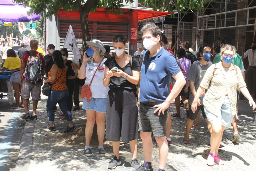 Kika Kalache também foi à manifestação contra Jair Bolsonaro