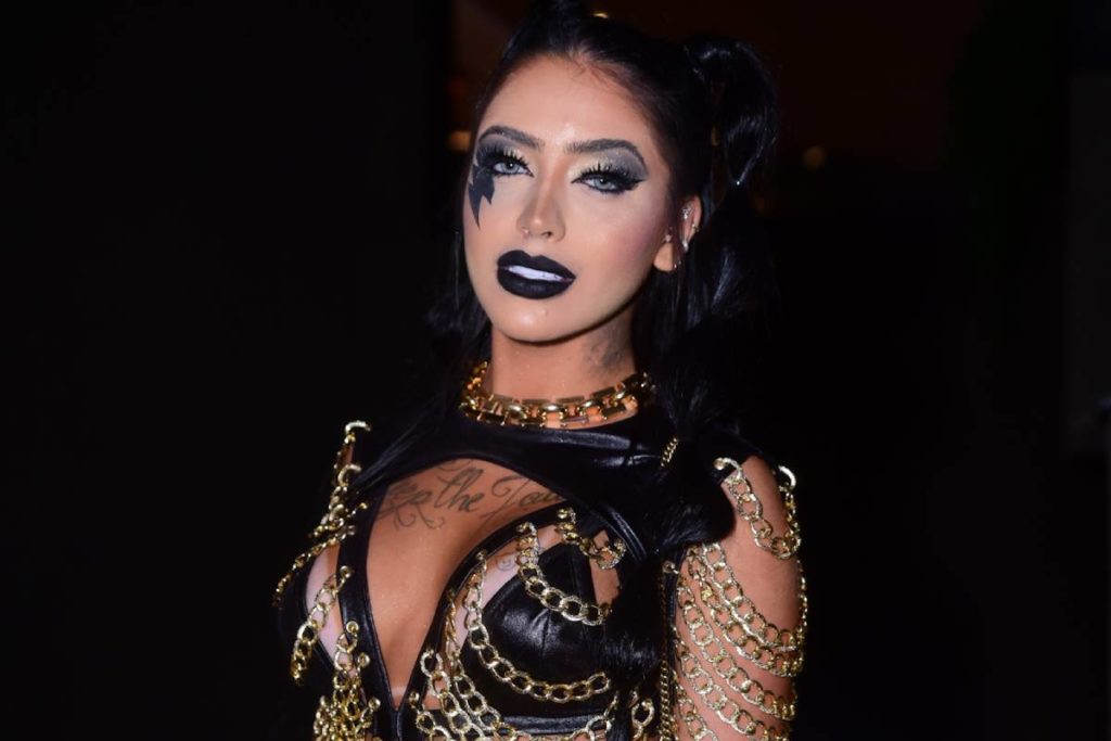 mc-mirella-na-festa-de-halloween