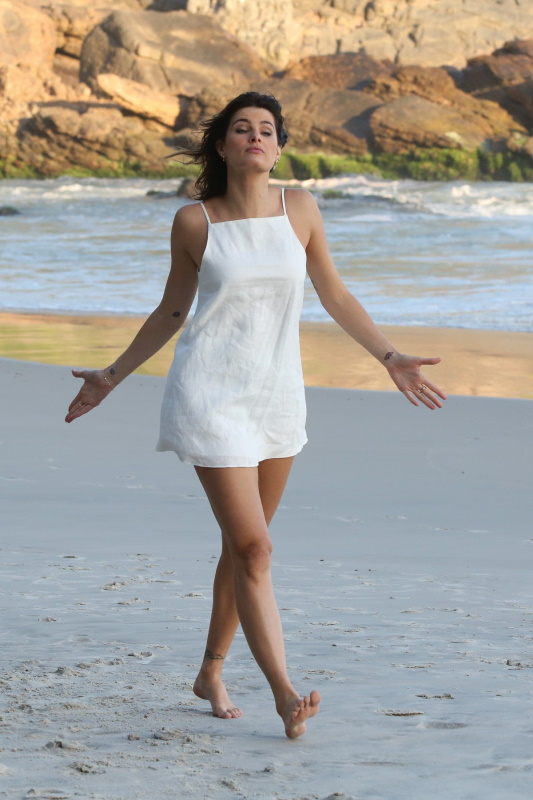 Isabeli Fontana no ensaio fotográfico