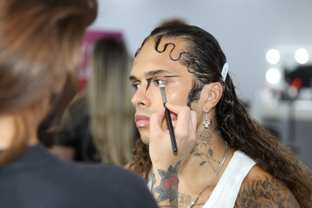Vitão nos bastidores da SPFW