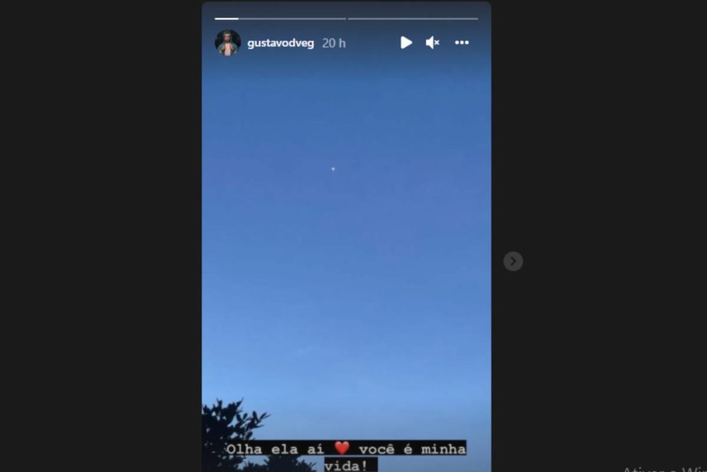 Irmão de Marília Mendonça homenageando ela com estrela no céu nos stories do Instagram