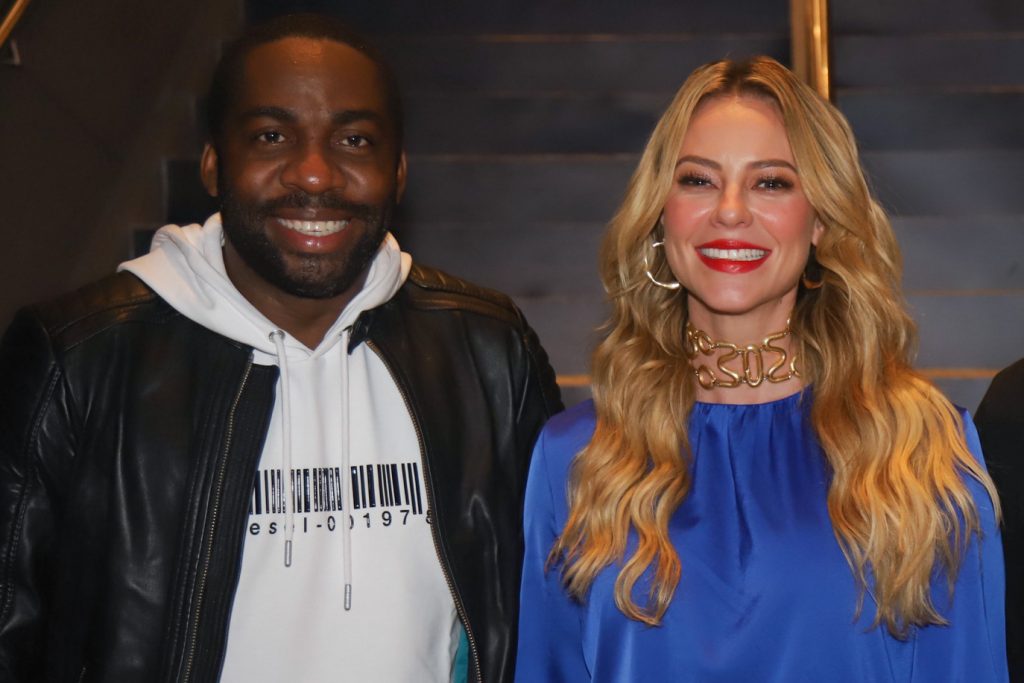 Lázaro Ramos e Paolla Oliveira apresentam o filme Papai é Pop