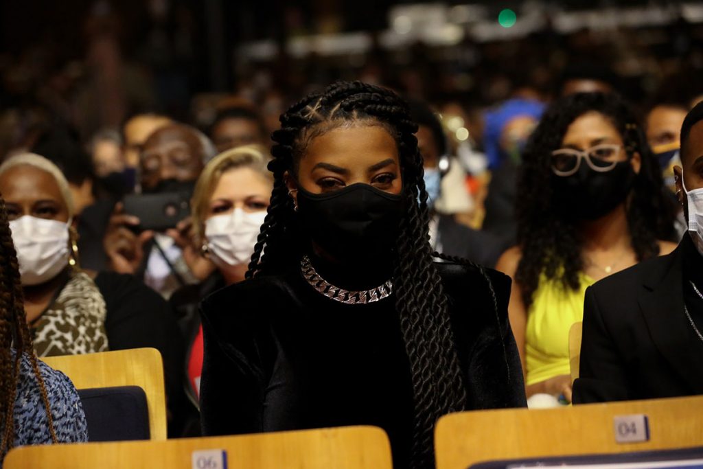Ludmilla foi uma das homenageadas do Troféu Raça Negra