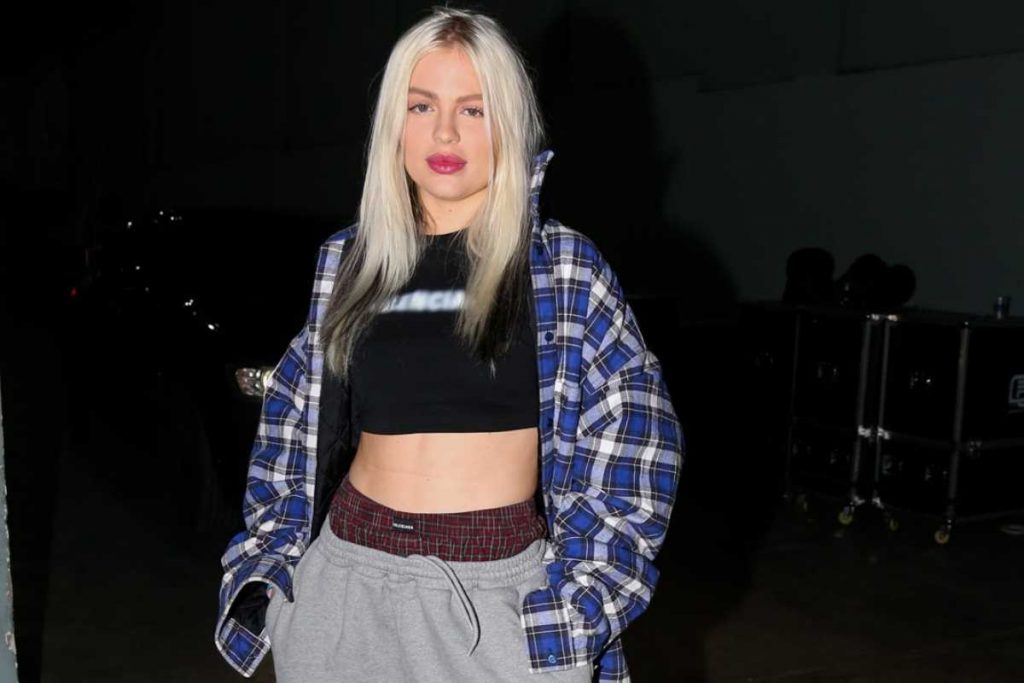 luisa sonza curtindo show de armandinho na audio