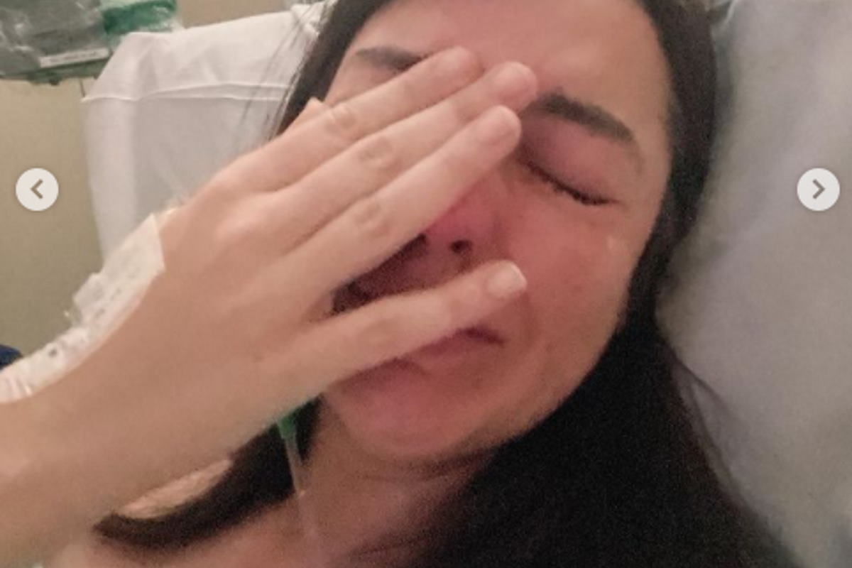 Lia Camargo chorando no hospital