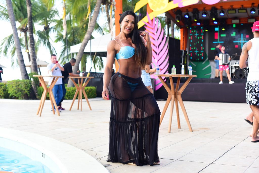 Gracyanne Barbosa no Pool-Party