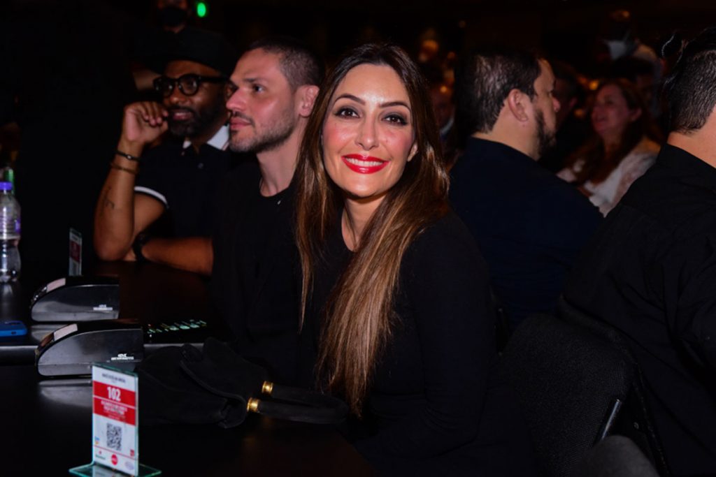 Tainá Galvão, filha de Fabio Jr. em show do cantor